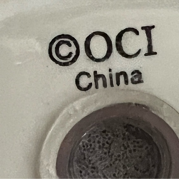 Vintage Fitz And Floyd Omnibus
Santa Claus Ceramic Salt And Pepper Shakers - Picture 10 of 15